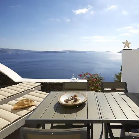 Azalea Oia (Santorini)