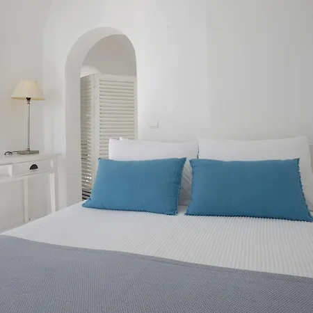 Holiday home Azalea Oia (Santorini)